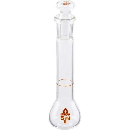 作为清晰的Zurimes烧瓶5ml白色